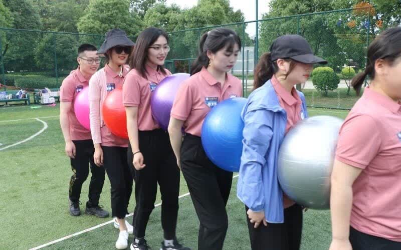 趣味运动年会合影