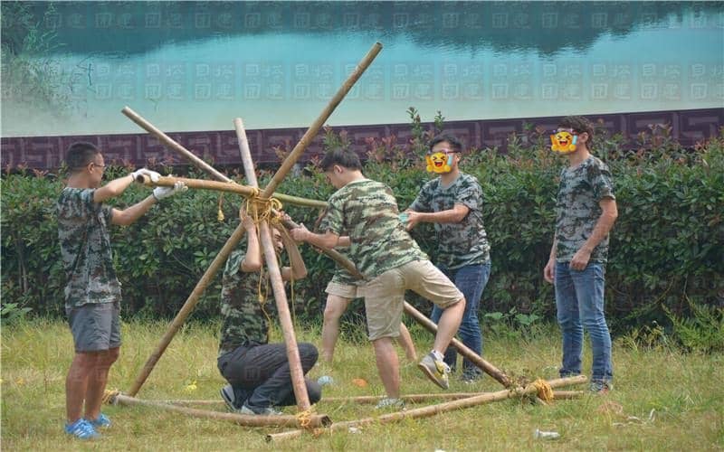  镇江团建新体验：罗马炮架挑战赛