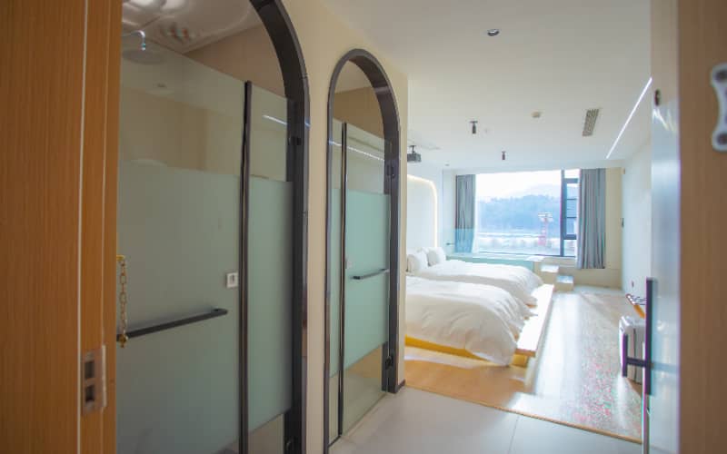 镇江团建活动实景图_贝塔团建