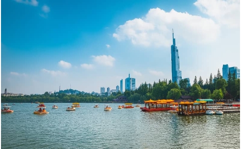 南京适合十人团建的地方-南京拓展培训-贝塔玄武湖樱洲基地