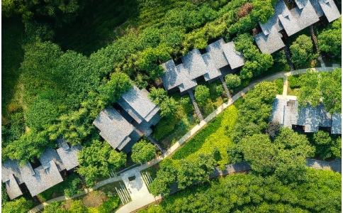 南京团建轰趴-南京室内拓展训练-南京半城·大山房车度假区基地